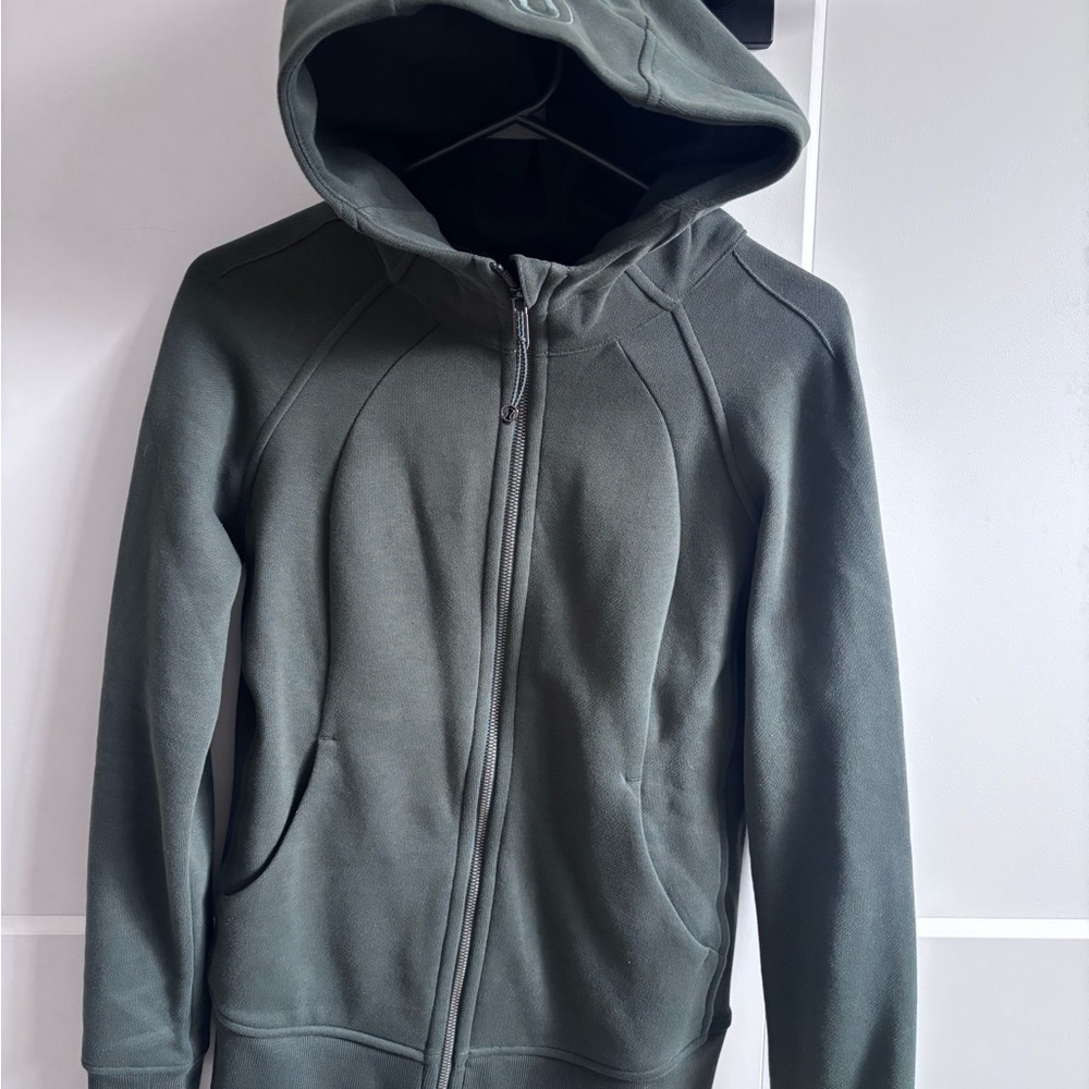 🌿 lululemon Scuba Hoodie